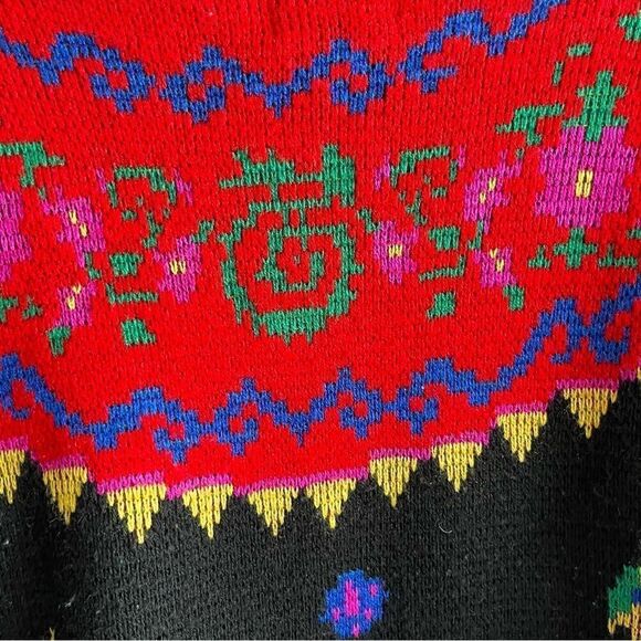 IVY Women's Vintage Style Floral Turtle Neck Knit Sweater - Picture 6 of 8